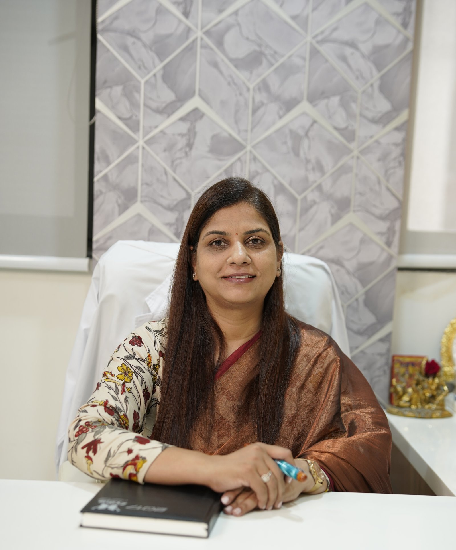 Dr. Parul Tripathi - Eye Specialist